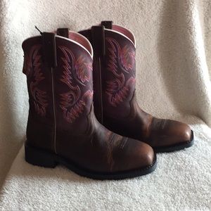 Women’s cowboy boots